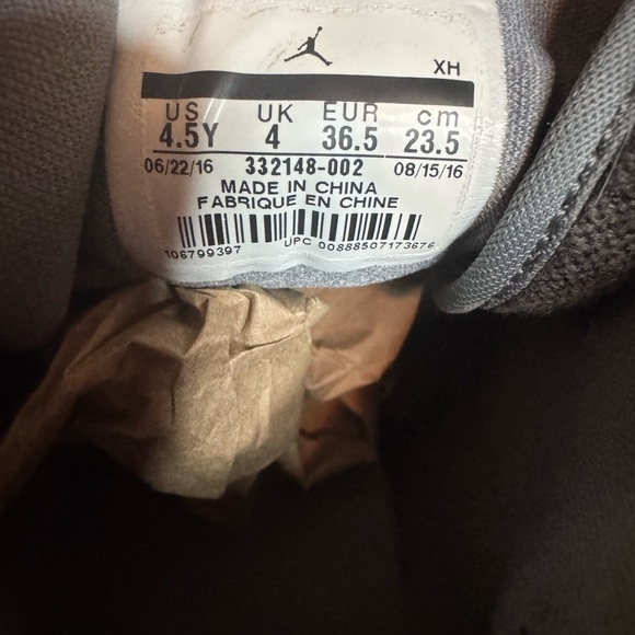 Jordan Kids Sneakers in Gray and Black with Pink Details - Picture 8 of 10